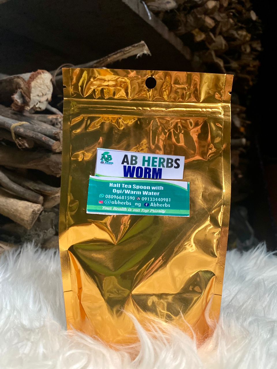 C77CA73F-A11C-467F-8959-58A5352B58FA Worm powdered herbs